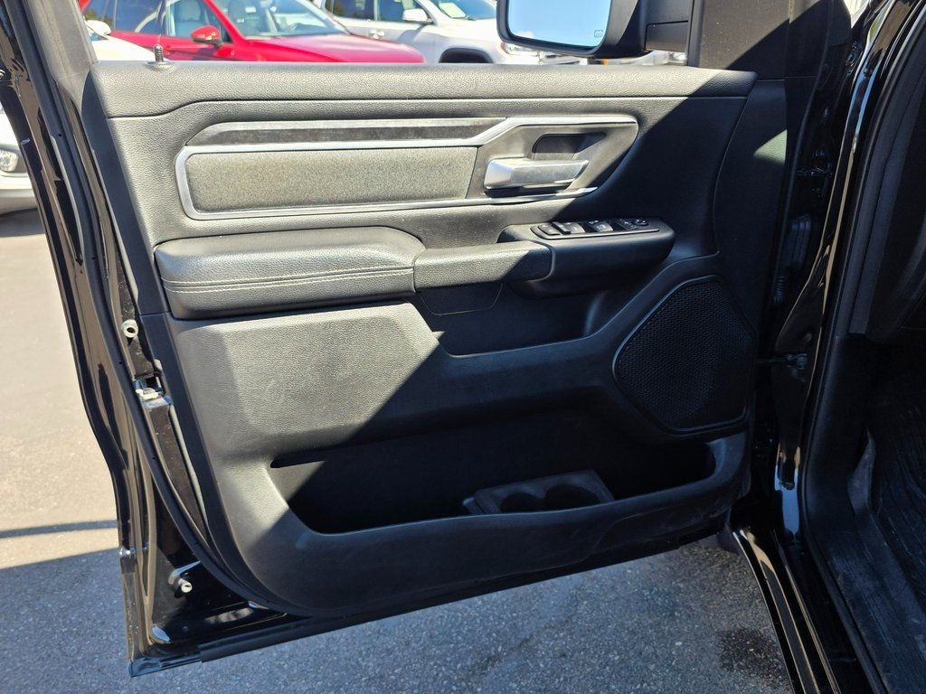 2019 Ram 1500 Big Horn/Lone Star 4x4 Crew Cab 5'7" Box - 22926863 - 18