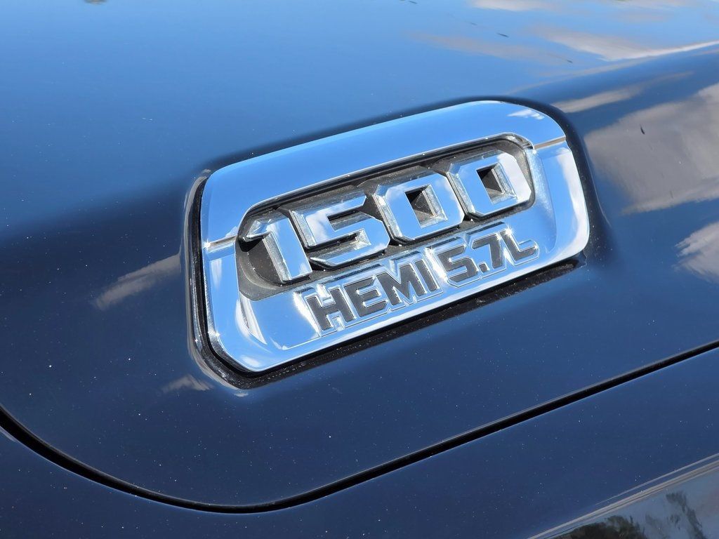 2019 Ram 1500 Big Horn/Lone Star 4x4 Crew Cab 5'7" Box - 22926863 - 7