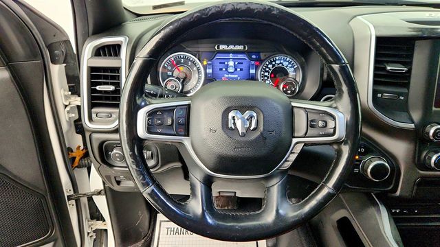 2019 Ram 1500 Big Horn/Lone Star 4x4 Crew Cab 5'7" Box - 22965352 - 12