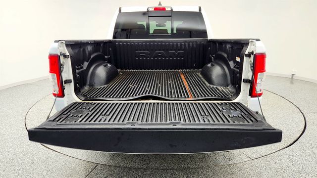 2019 Ram 1500 Big Horn/Lone Star 4x4 Crew Cab 5'7" Box - 22965352 - 22