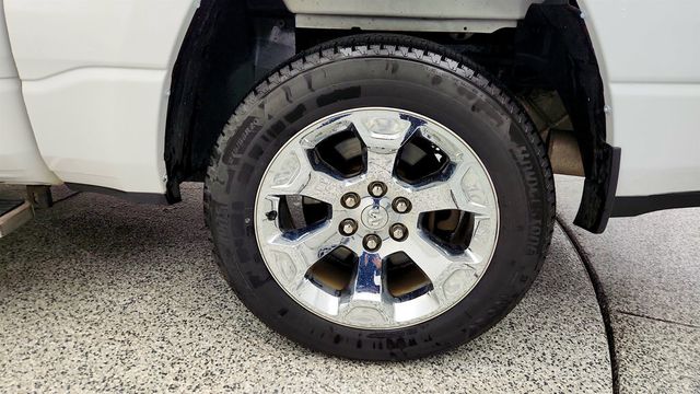 2019 Ram 1500 Big Horn/Lone Star 4x4 Crew Cab 5'7" Box - 22965352 - 8