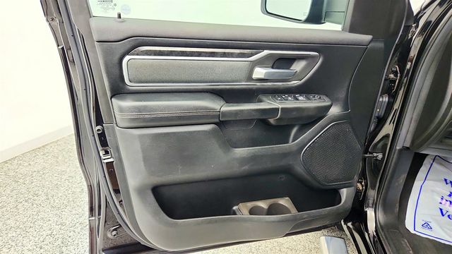 2019 Ram 1500 Big Horn/Lone Star 4x4 Crew Cab 5'7" Box - 23043130 - 9