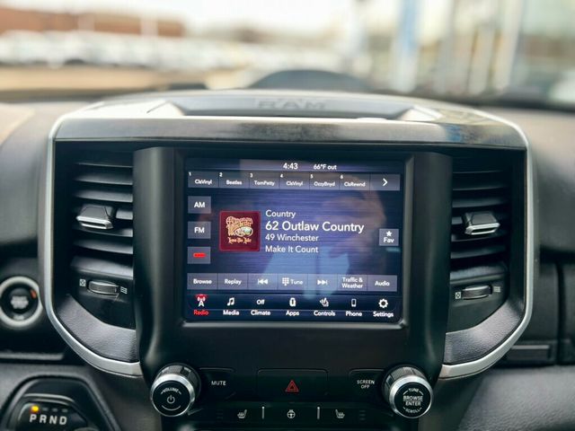 2019 Ram 1500 Big Horn/Lone Star 4x4 Crew Cab 6'4" Box - 23001125 - 22