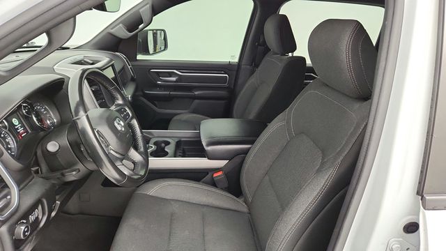 2019 Ram 1500 Big Horn/Lone Star 4x4 Crew Cab 6'4" Box - 22940974 - 17