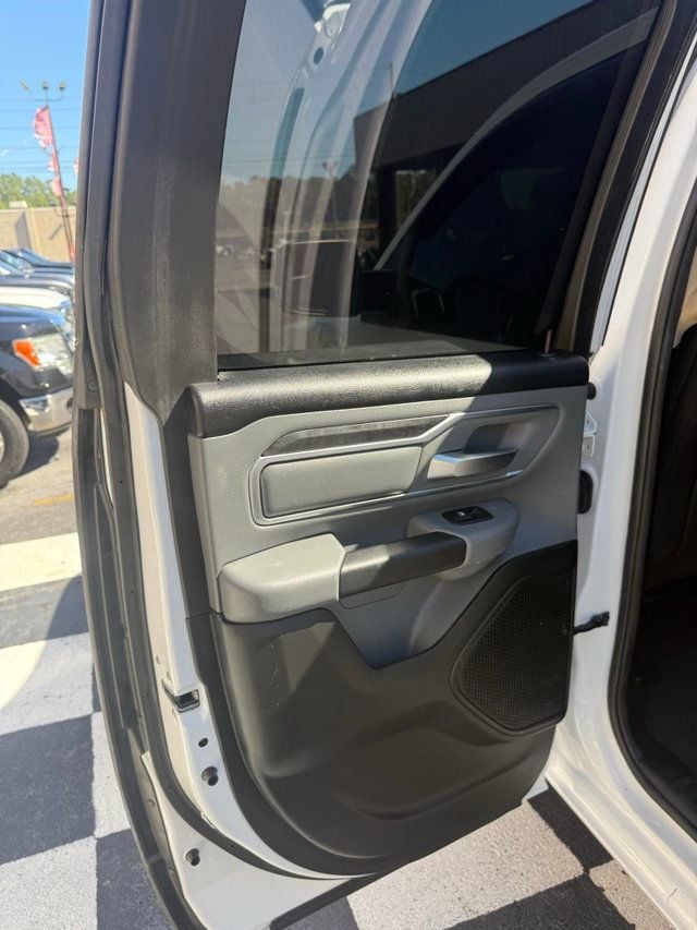 2019 Ram 1500 Big Horn/Lone Star 4x4 Quad Cab 6'4" Box - 22924151 - 15