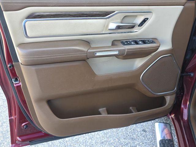 2019 Ram 1500 Laramie - 23030880 - 33