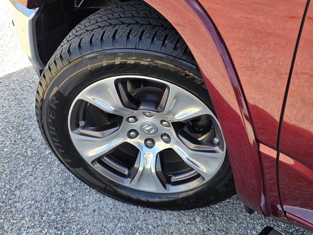2019 Ram 1500 Laramie - 23030880 - 35
