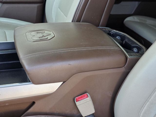 2019 Ram 1500 Laramie - 23030880 - 7