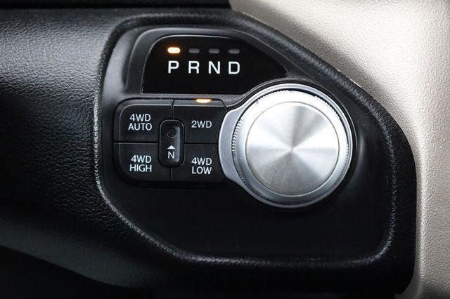 2019 Ram 1500 Laramie - 23052457 - 31