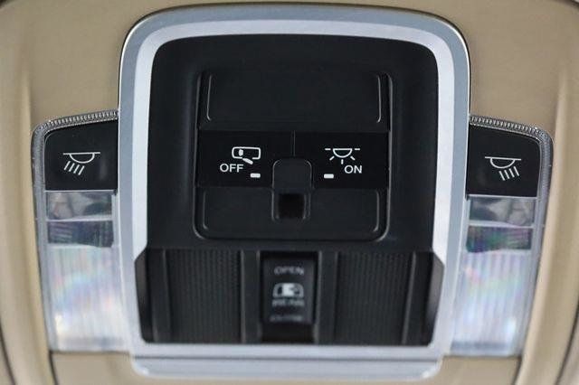 2019 Ram 1500 Laramie - 23052457 - 37