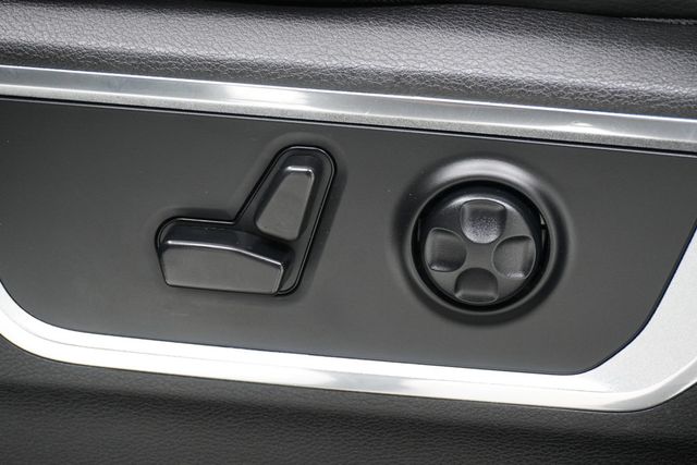 2019 Ram 1500 Laramie 4x2 Crew Cab 5'7" Box - 23001699 - 15