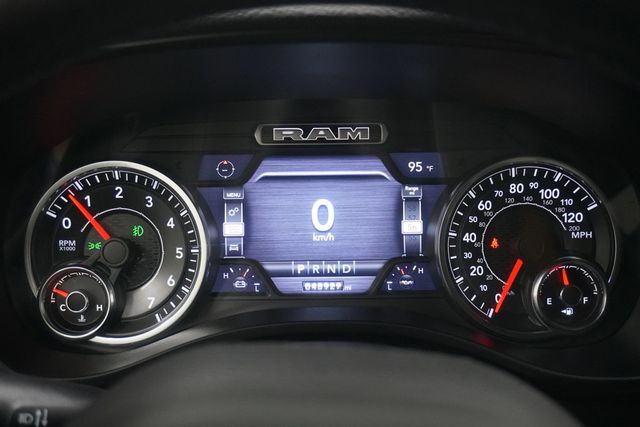 2019 Ram 1500 Laramie 4x2 Crew Cab 5'7" Box - 23001699 - 18