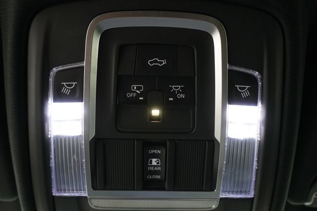 2019 Ram 1500 Laramie 4x2 Crew Cab 5'7" Box - 23001699 - 23