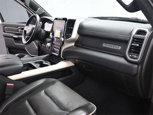 2019 Ram 1500 Laramie 4x2 Crew Cab 5'7" Box - 22942230 - 18