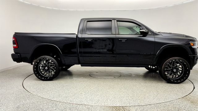 2019 Ram 1500 Laramie 4x2 Crew Cab 6'4'' Box w/ Level 2 & Black Appearance Pkg - 23007470 - 3