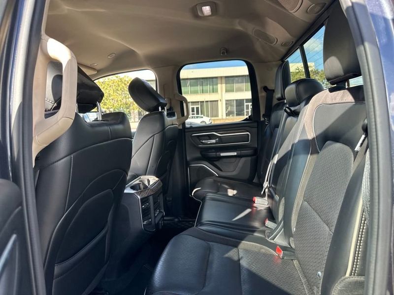 2019 Ram 1500 Laramie 4x2 Quad Cab 6'4" Box - 22944855 - 14