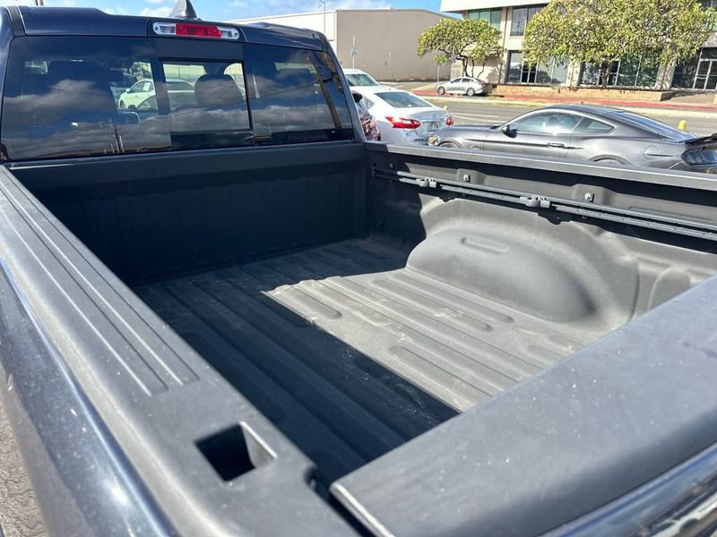 2019 Ram 1500 Laramie 4x2 Quad Cab 6'4" Box - 22944855 - 19