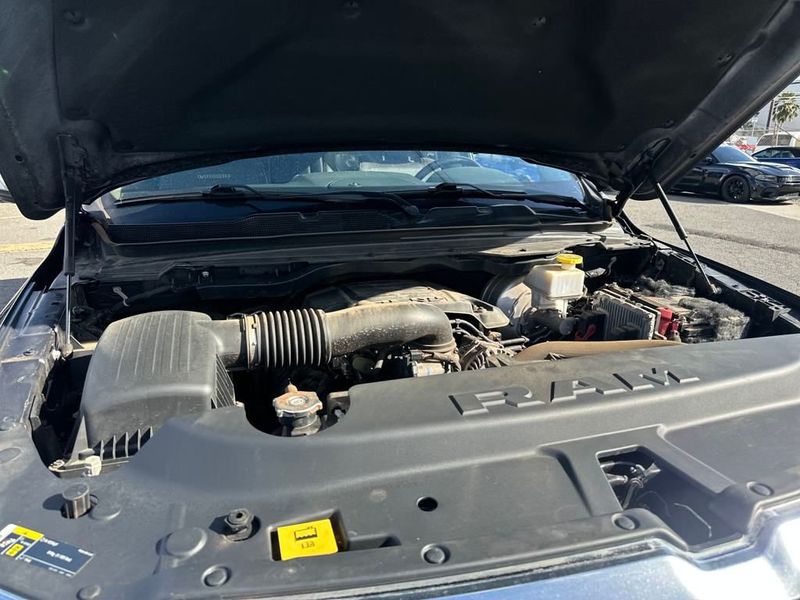 2019 Ram 1500 Laramie 4x2 Quad Cab 6'4" Box - 22944855 - 20