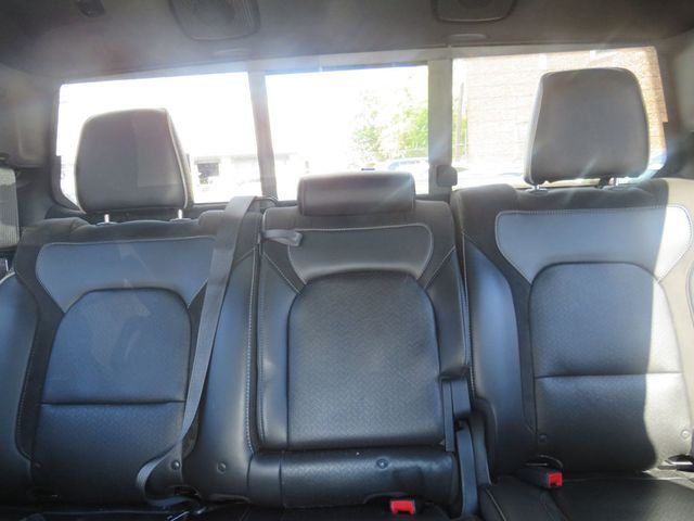 2019 Ram 1500 Laramie 4x4 Crew Cab 5'7" Box - 23091327 - 11