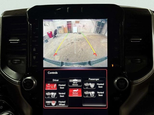 2019 Ram 1500 Laramie 4x4 Crew Cab 5'7" Box - 22976617 - 29