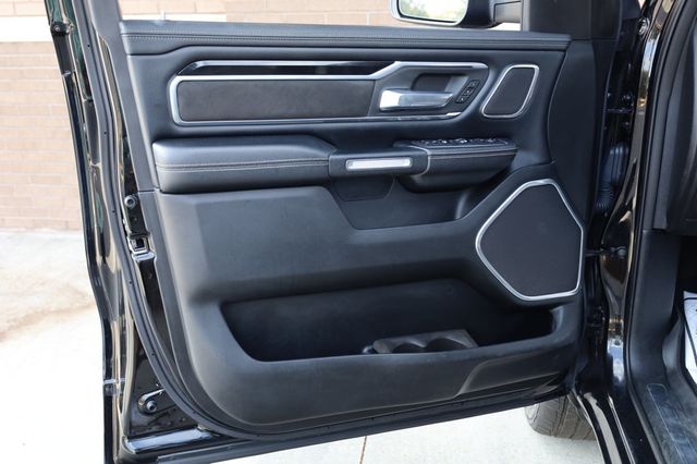 2019 Ram 1500 Laramie 4x4 Crew Cab 5'7" Box - 22950367 - 11