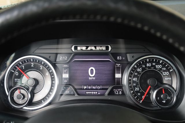 2019 Ram 1500 Laramie 4x4 Crew Cab 5'7" Box - 22950367 - 35