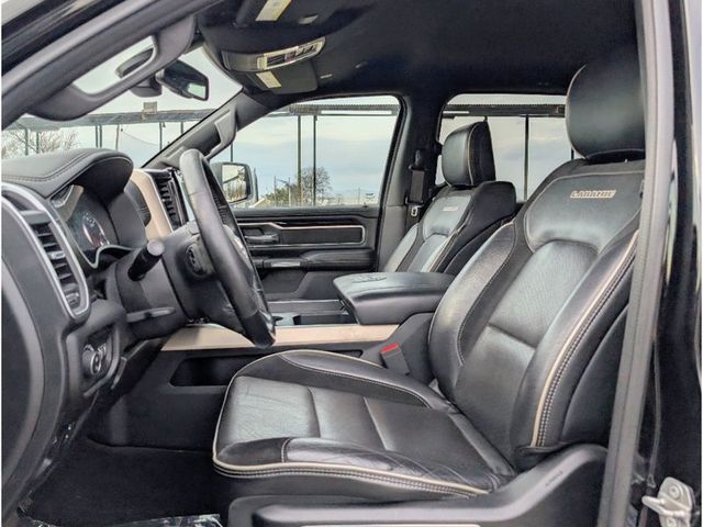 2019 Ram 1500 Laramie 4x4 Crew Cab 5'7" Box - 22959540 - 11