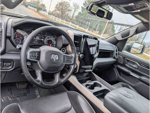 2019 Ram 1500 Laramie 4x4 Crew Cab 5'7" Box - 22959540 - 14