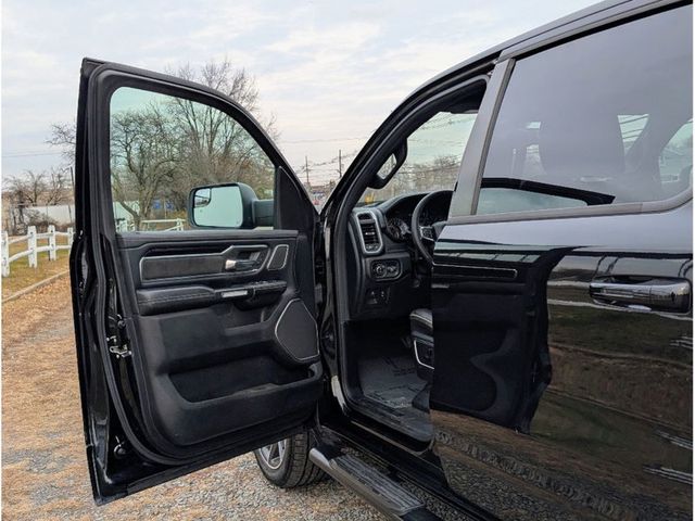 2019 Ram 1500 Laramie 4x4 Crew Cab 5'7" Box - 22959540 - 8