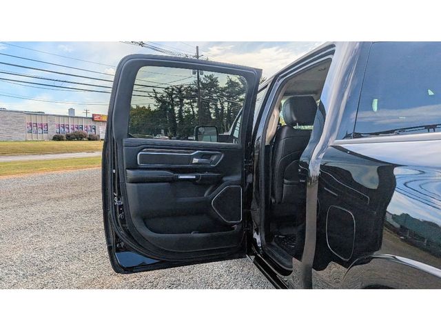 2019 Ram 1500 Laramie 4x4 Crew Cab 5'7" Box - 22994686 - 9