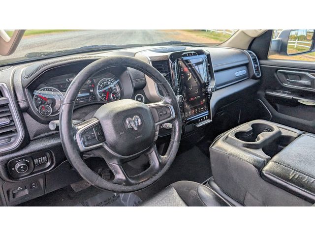 2019 Ram 1500 Laramie 4x4 Crew Cab 5'7" Box - 22994686 - 17