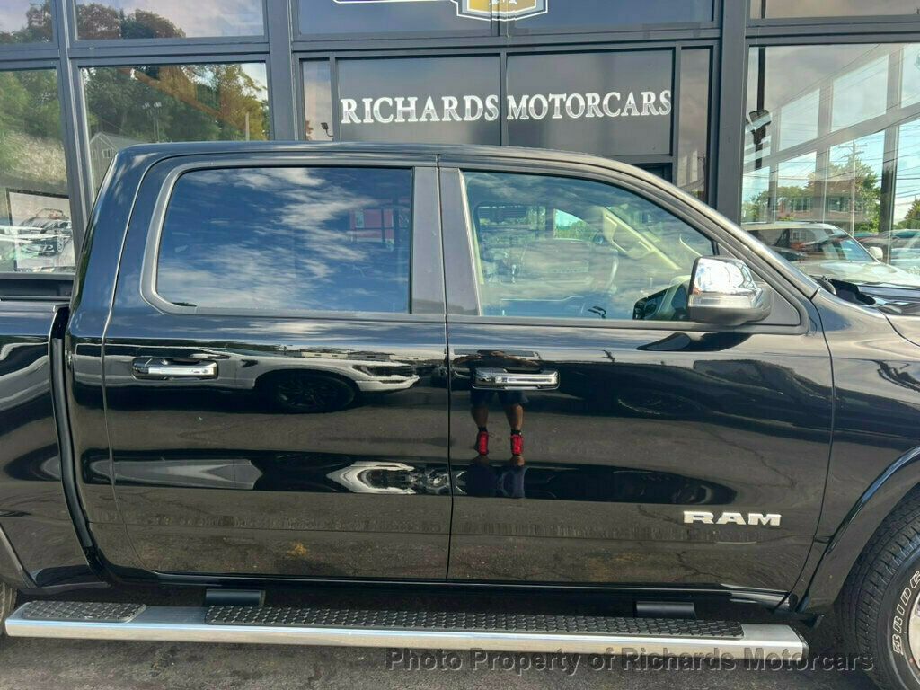 2019 Ram 1500 Laramie 4x4 Crew Cab 5'7" Box - 22536198 - 4