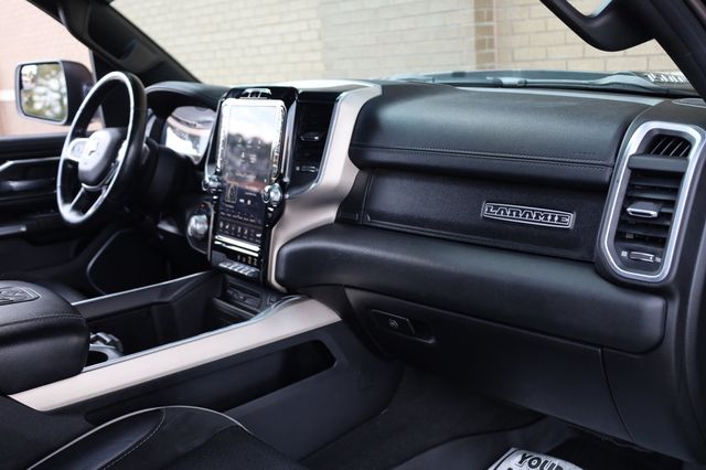 2019 Ram 1500 Laramie 4x4 Crew Cab 5'7" Box LOADED! - 22950367 - 22