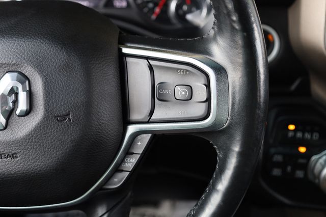 2019 Ram 1500 Laramie 4x4 Crew Cab 5'7" Box LOADED! - 22950367 - 26