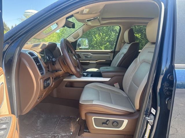 2019 Ram 1500 Laramie 4x4 Crew Cab 6'4" Box - 23022760 - 9