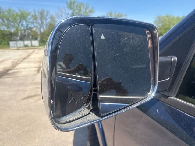 2019 Ram 1500 Laramie 4x4 Crew Cab 6'4" Box - 23022760 - 7
