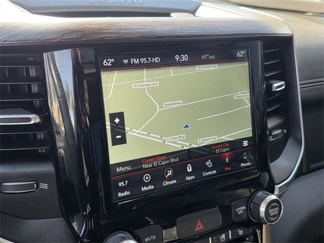 2019 Ram 1500 Laramie 4x4 Crew Cab 6'4" Box - 22732735 - 35