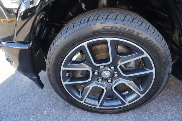 2019 Ram 1500 LARAMIE, 4X4, PREMIUM WHEELS, RUNNING BOARDS, TOWING PKG - 23041759 - 11