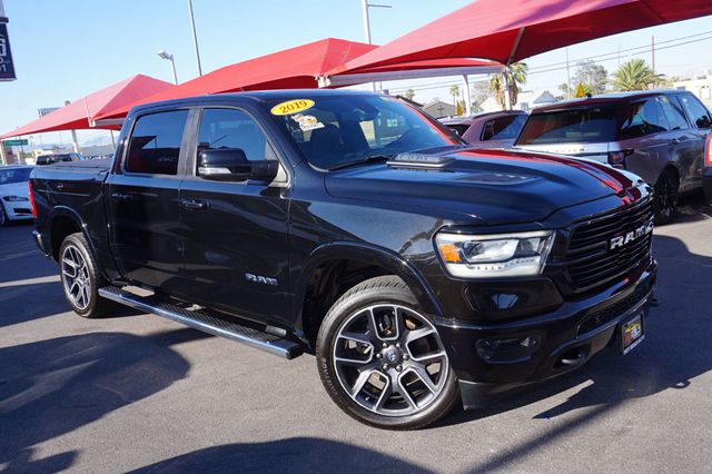 2019 Ram 1500 LARAMIE, 4X4, PREMIUM WHEELS, RUNNING BOARDS, TOWING PKG - 23041759 - 1