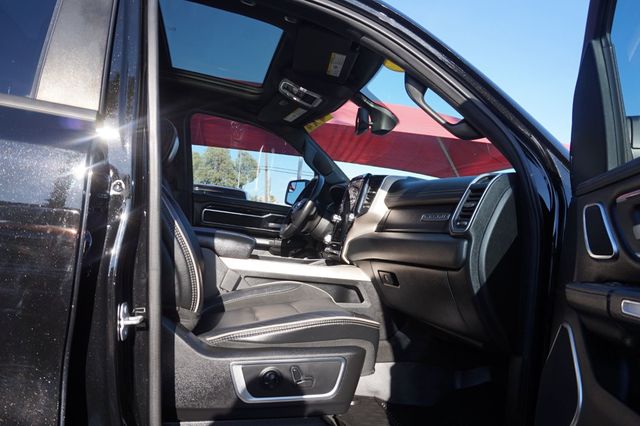 2019 Ram 1500 LARAMIE, 4X4, PREMIUM WHEELS, RUNNING BOARDS, TOWING PKG - 23041759 - 19