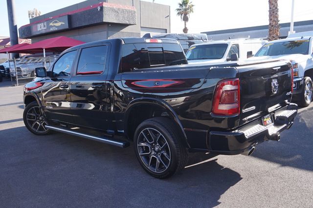2019 Ram 1500 LARAMIE, 4X4, PREMIUM WHEELS, RUNNING BOARDS, TOWING PKG - 23041759 - 3
