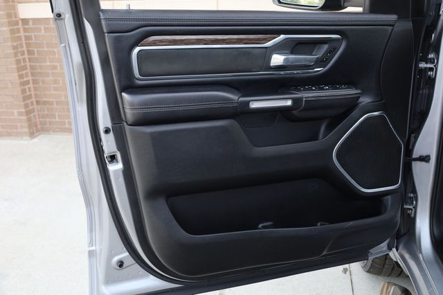 2019 Ram 1500 Laramie 4x4 Quad Cab 6'4" Box - 23002223 - 10