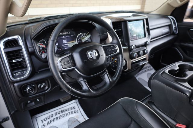 2019 Ram 1500 Laramie 4x4 Quad Cab 6'4" Box - 23002223 - 11