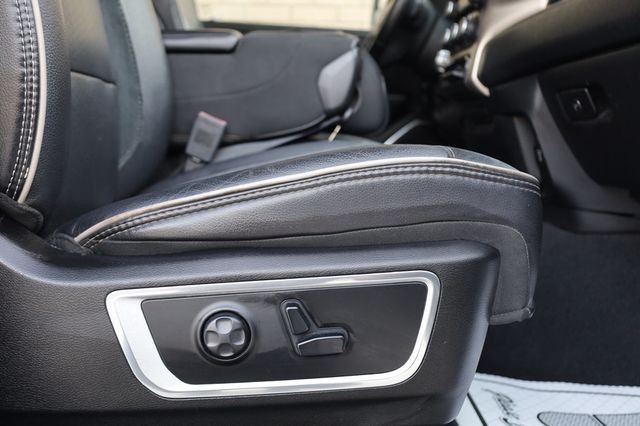 2019 Ram 1500 Laramie 4x4 Quad Cab 6'4" Box - 23002223 - 21