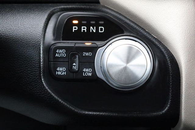 2019 Ram 1500 Laramie 4x4 Quad Cab 6'4" Box - 23002223 - 31