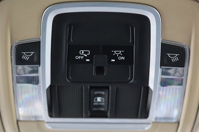 2019 Ram 1500 Laramie 4x4 Quad Cab 6'4" Box - 23002223 - 37