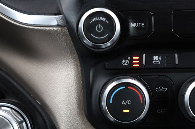 2019 Ram 1500 Laramie 4x4 Quad Cab 6'4" Box - 23002223 - 45