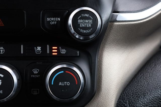 2019 Ram 1500 Laramie 4x4 Quad Cab 6'4" Box - 23002223 - 46