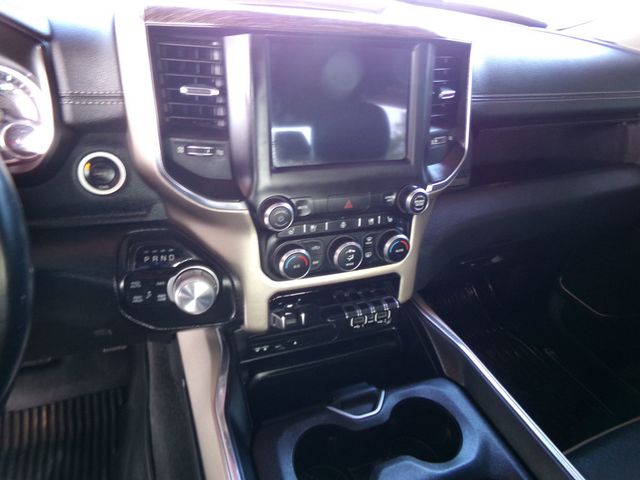 2019 Ram 1500 Laramie 4x4 Quad Cab 6'4" Box - 22932751 - 10