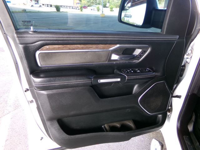 2019 Ram 1500 Laramie 4x4 Quad Cab 6'4" Box - 22932751 - 18